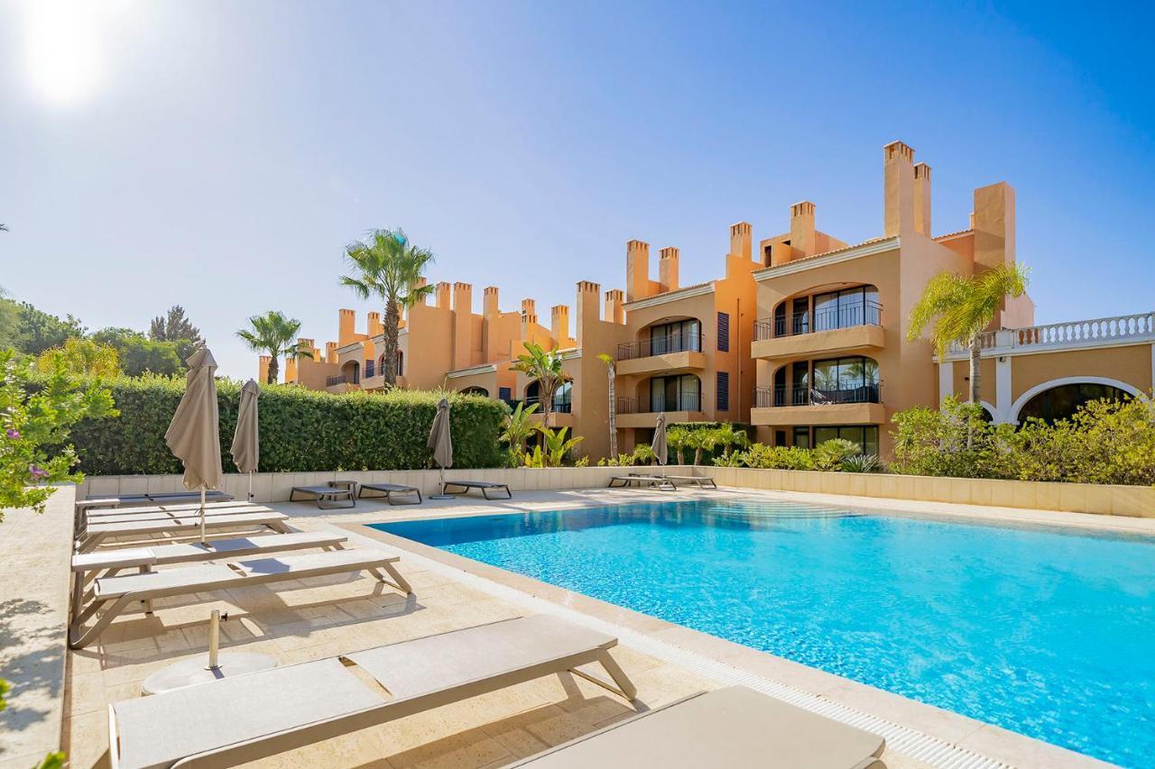 Al - Apartamento Vila Sol F5 T Quarteira Exterior photo