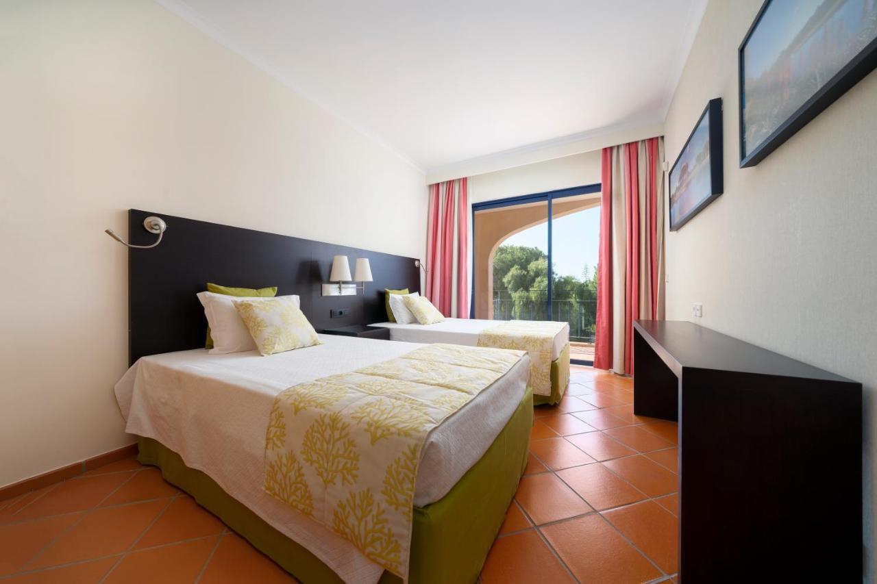 Al - Apartamento Vila Sol F5 T Quarteira Exterior photo